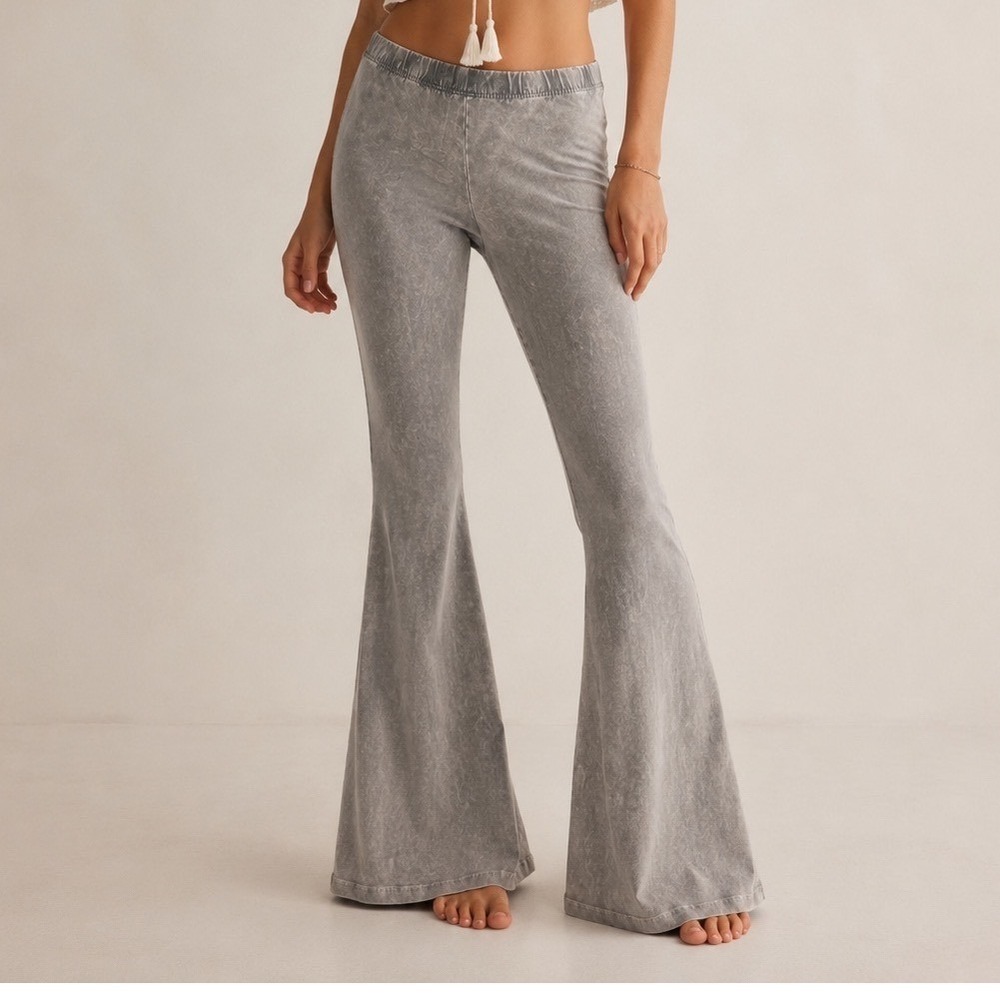 Chatoyant Bell Bottom Pants Size Small Stretch Style C-30190 Mineral Wash Boho